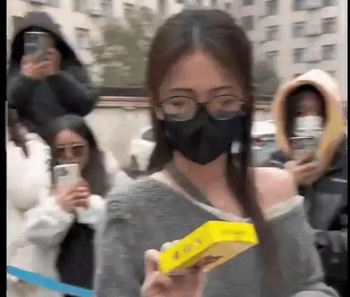 2023娱乐吃瓜爆料,揭秘年度最热吃瓜爆料  第3张